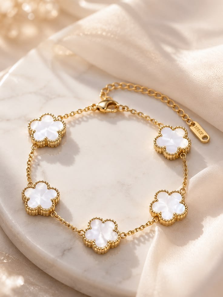 Clover Bracelet